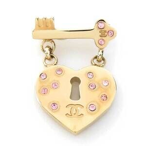 CHANEL Pink Heart Brooch